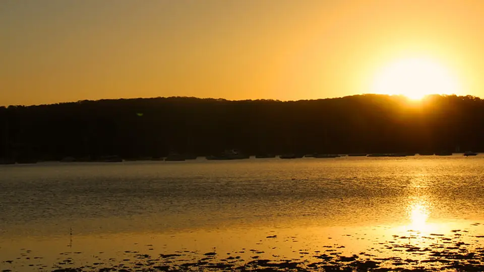 Incontri sesso Emilia-Romagna: il sole che tramonta sull'acqua